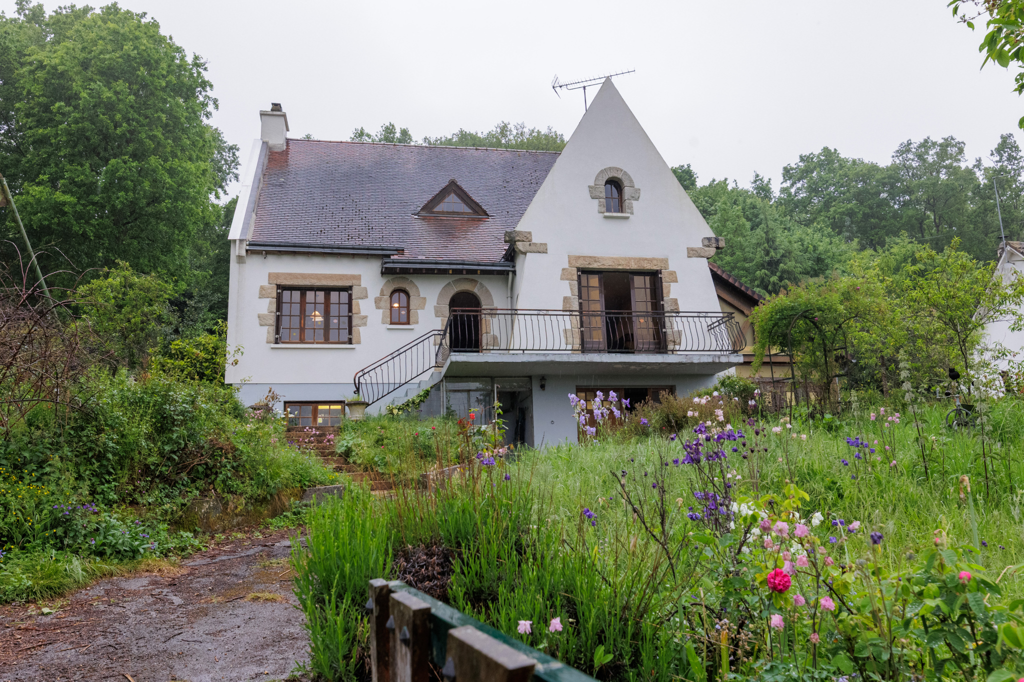 À vendre à Saint-Prest grande maison 125 m2 a rénover